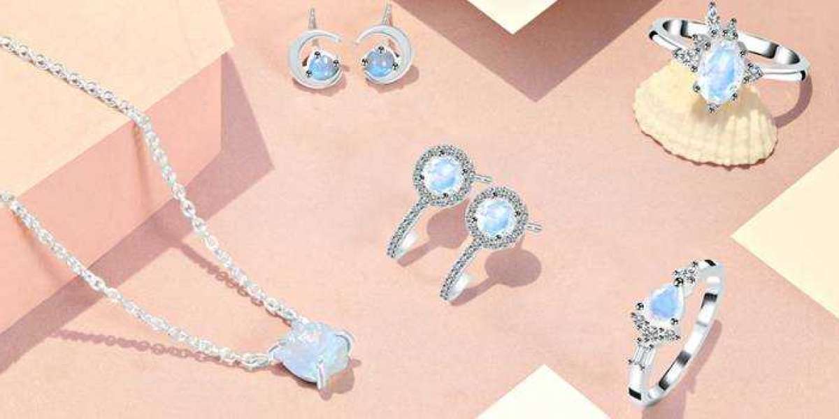 Discover traditional style of Moonstone jewelry collection online in India