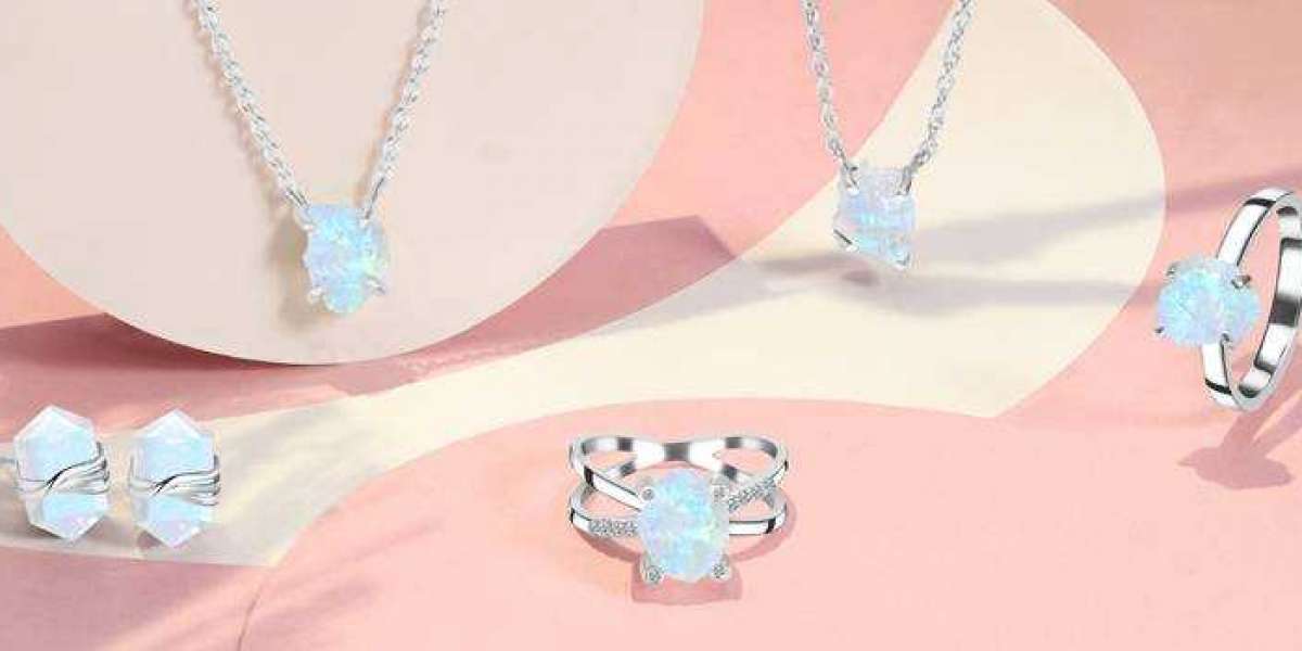 Find the collection of most demanding moonstone jewelry