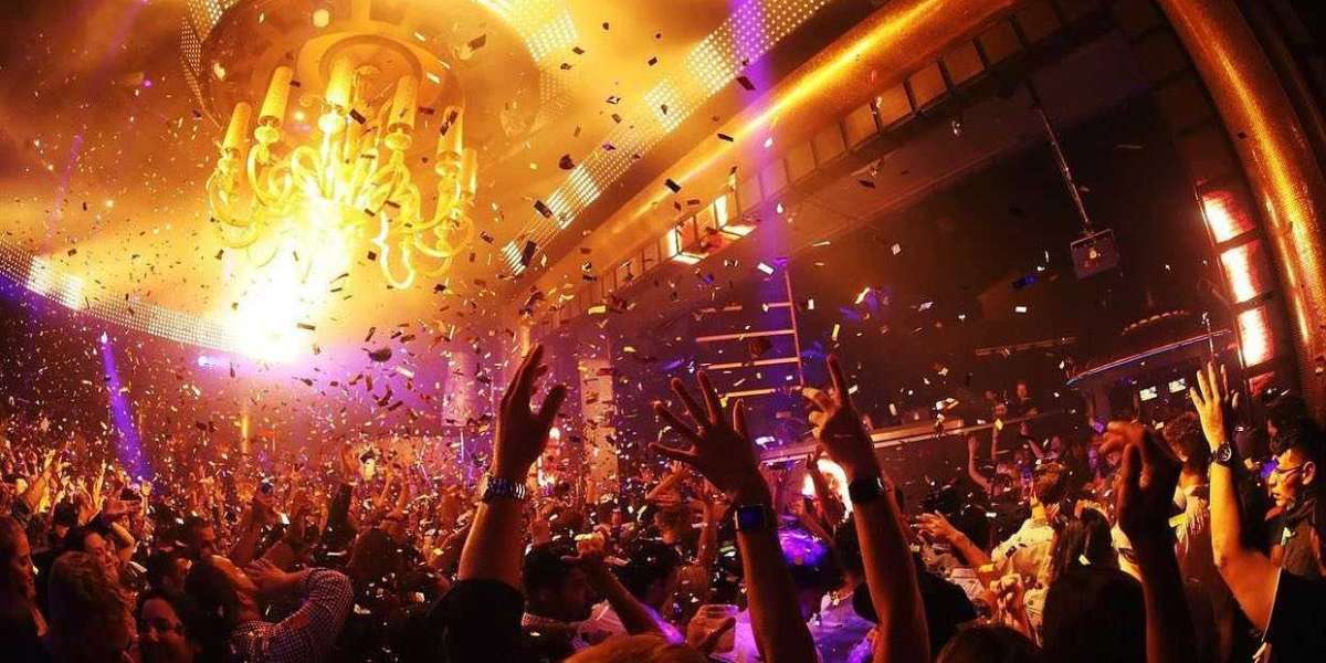 10 Reasons Why You Should Visit XS Nightclub!