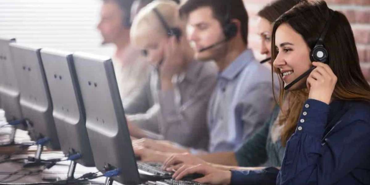 Monitoring the work of call center operators
