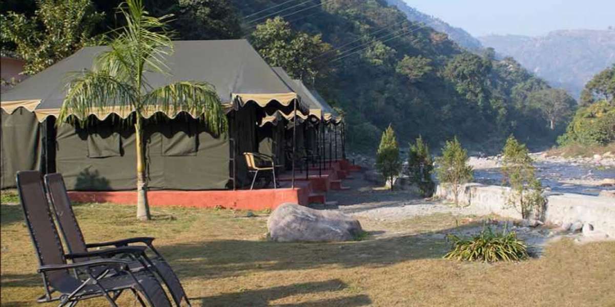 Best River Side Retreat Facilities in Rishikesh