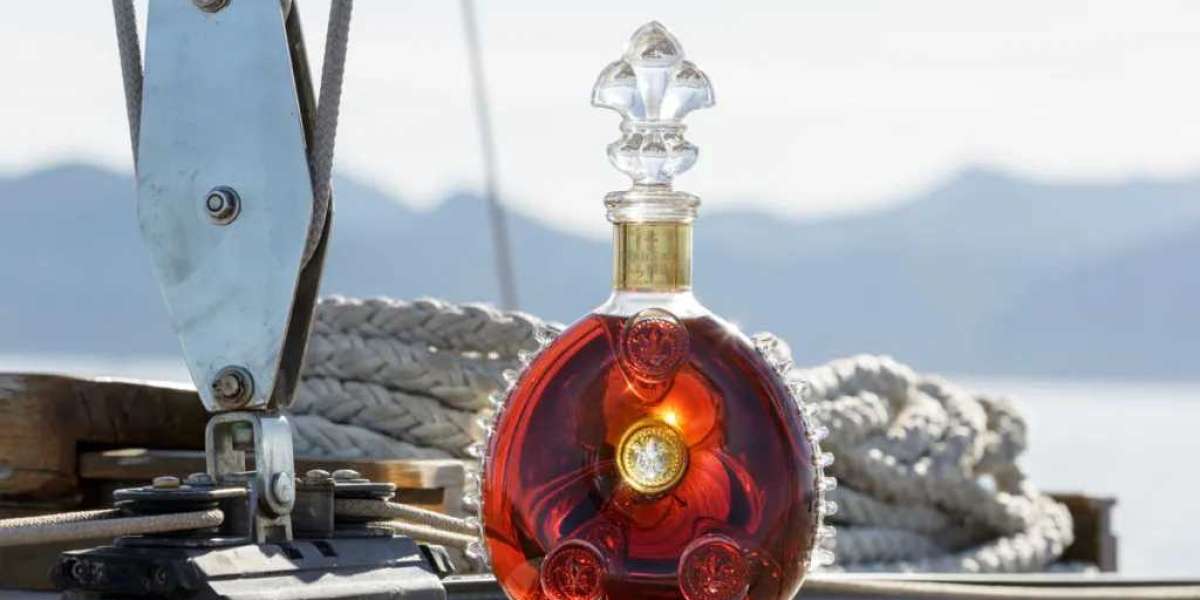Rémy Martin Louis XIII Cognac - White Hennessy