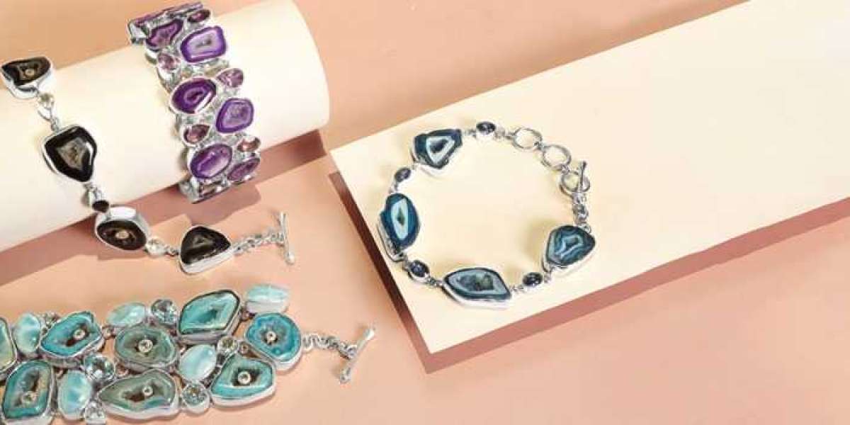 Essential Things You Need to know About Fine Agate Jewelry..
