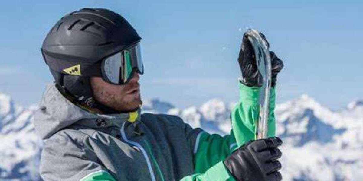 The Best Ski Jackets: How to Choose the Right One for You