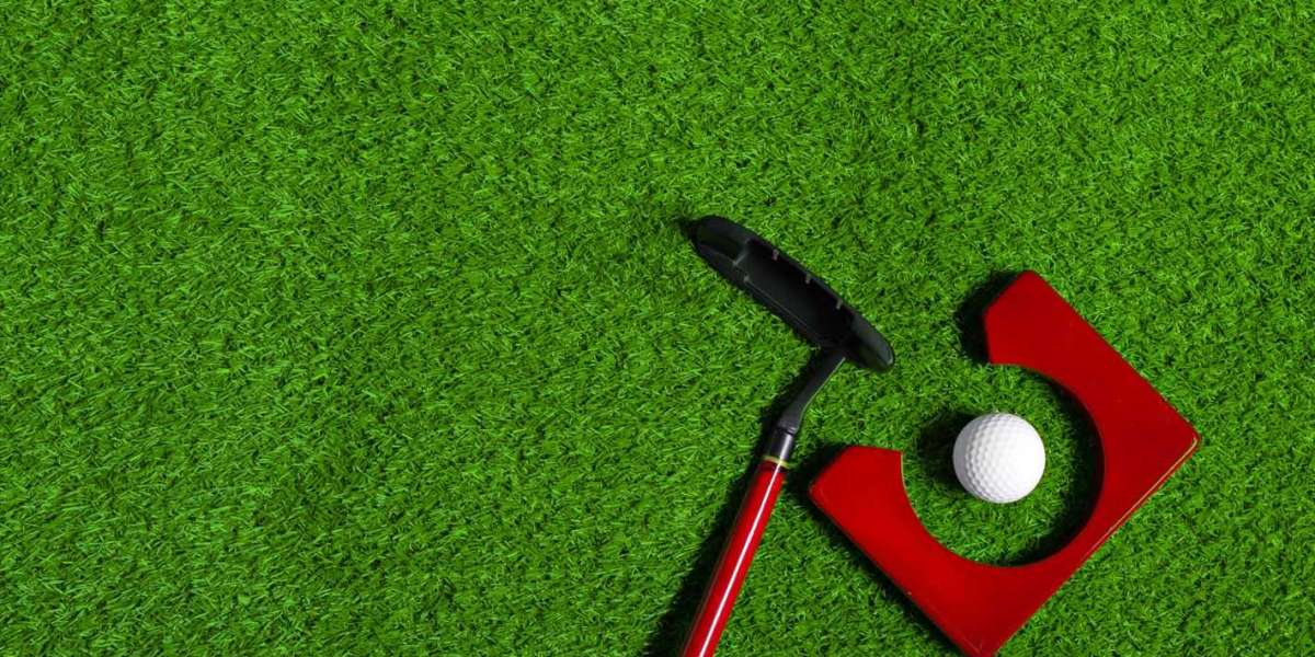 Creating Your Dream Home Golf Putting Green: Tips and Tricks