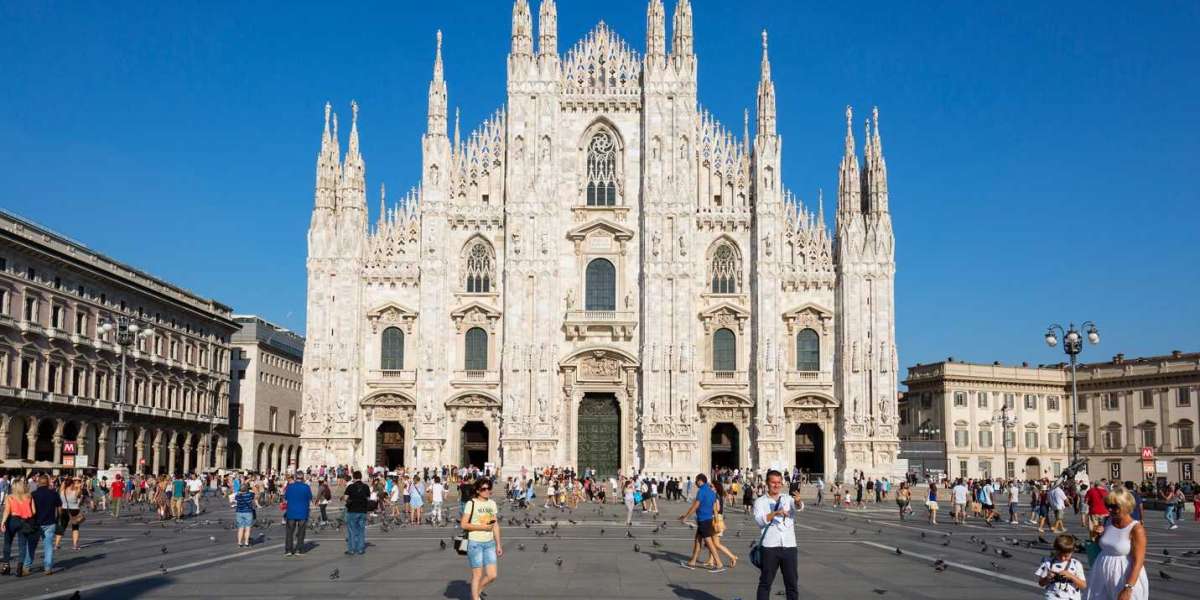 Perfect times to get the Duomo Milan Tour, Rome
