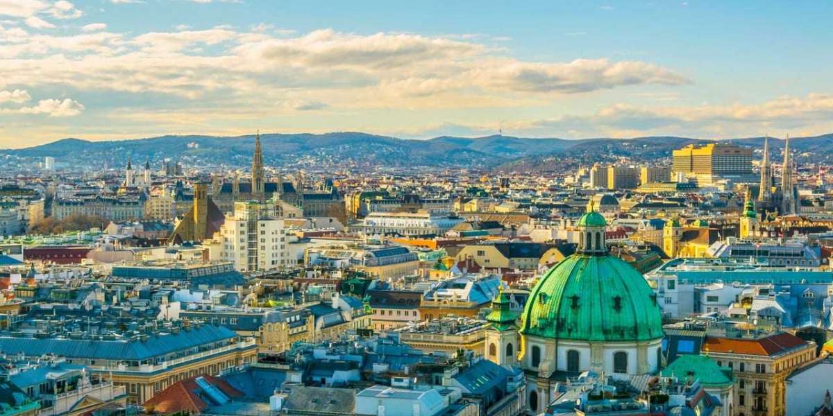 How about taking Vienna's perfect vacation packages for your next trip?