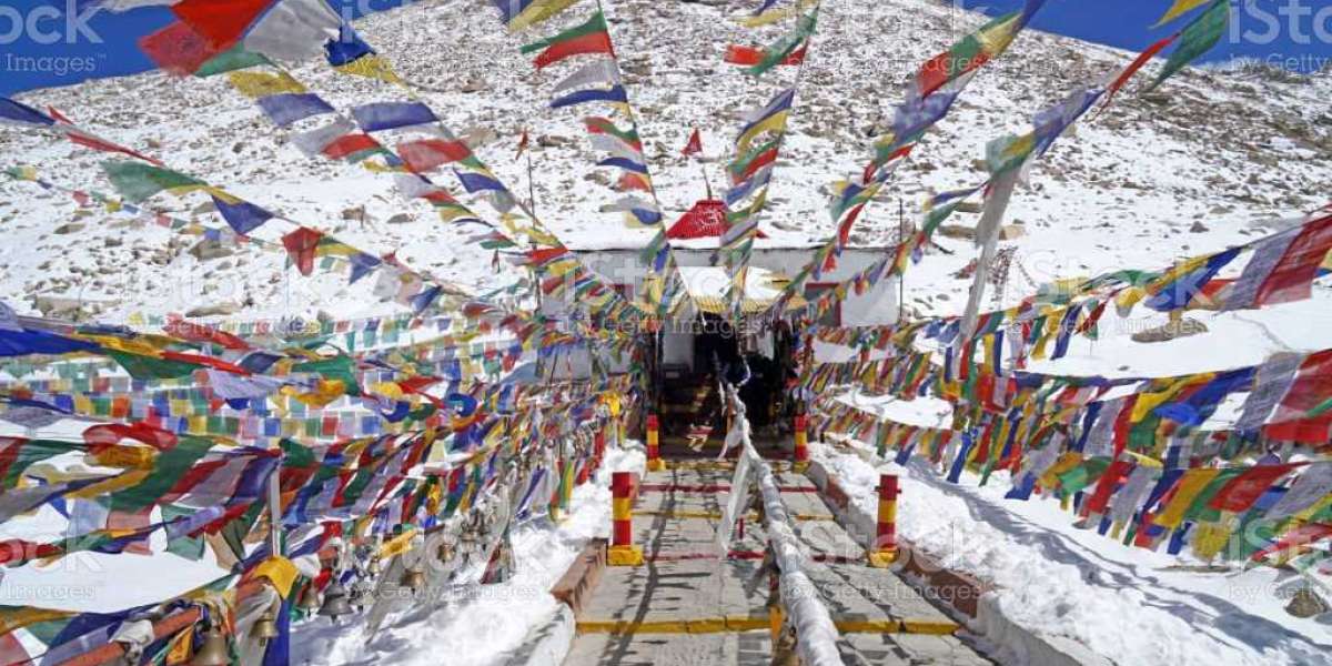 ladakh family tour packages for 2023