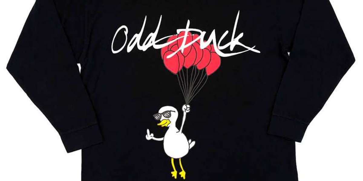 5 Creative Ways to Style Your Odd Duck Graphic Hoodie