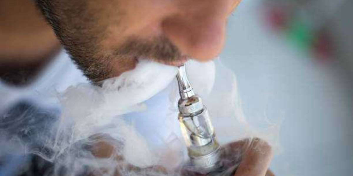 Tips and Tricks for Vaping in the Emirates