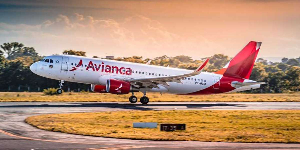 How can I contact with Avianca Airlines live agent?