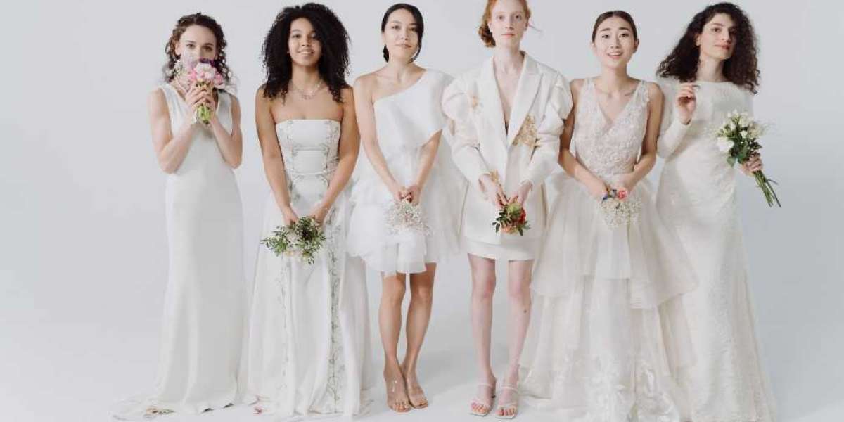 "Mix and Match for Your Dream Bridal Look: A Guide to Choosing the Perfect Wedding Dress Separates"