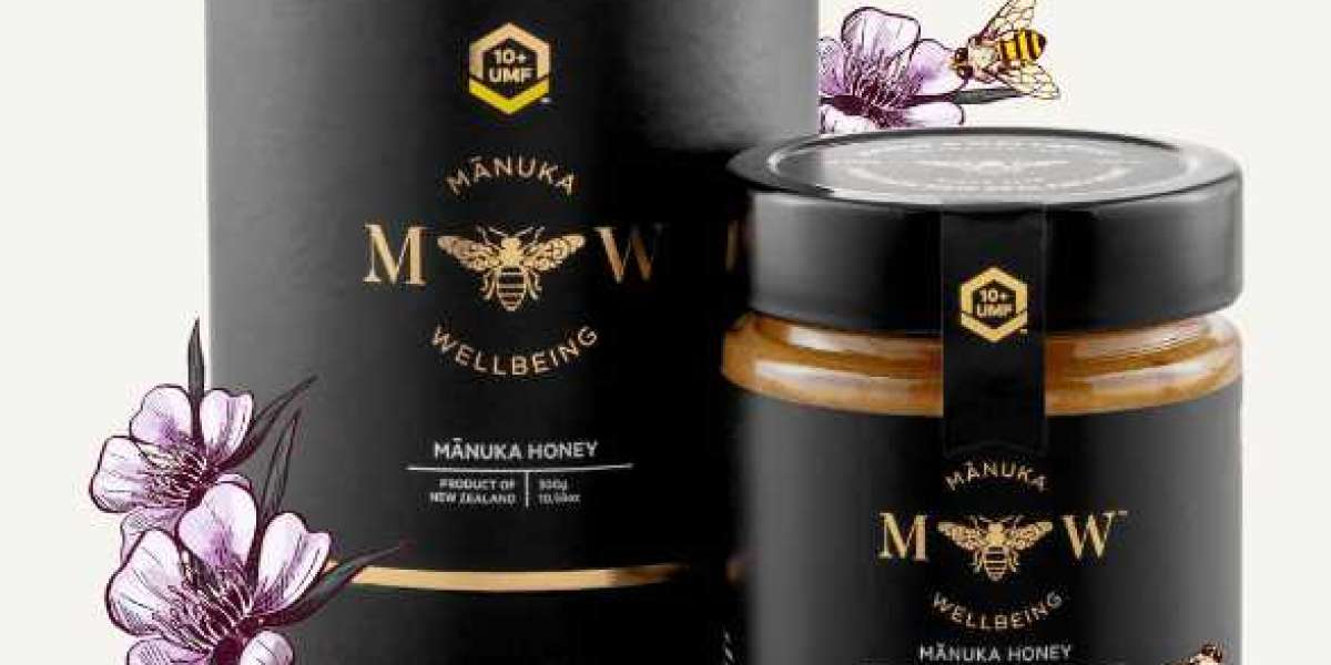 Manuka Honey: The Sweet Solution for Sore Throats