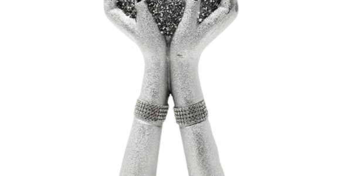The Enchanting Allure of the Crushed Diamond Heart Hand Figurine 2