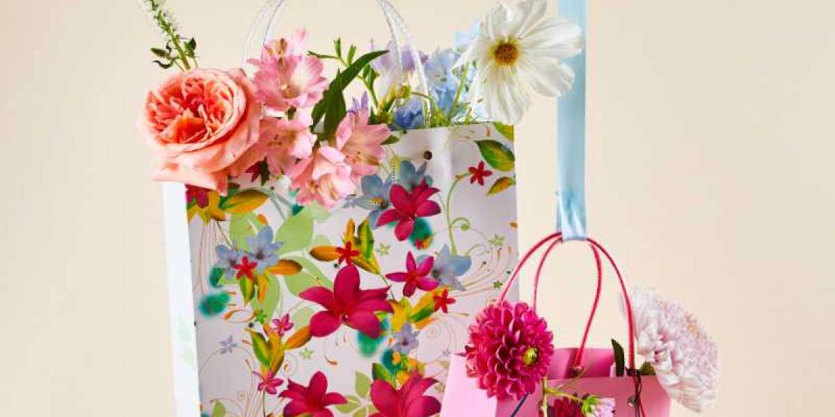 Wrapping with Elegance: Timeless Tips for Choosing and Using Paper Gift Bags
