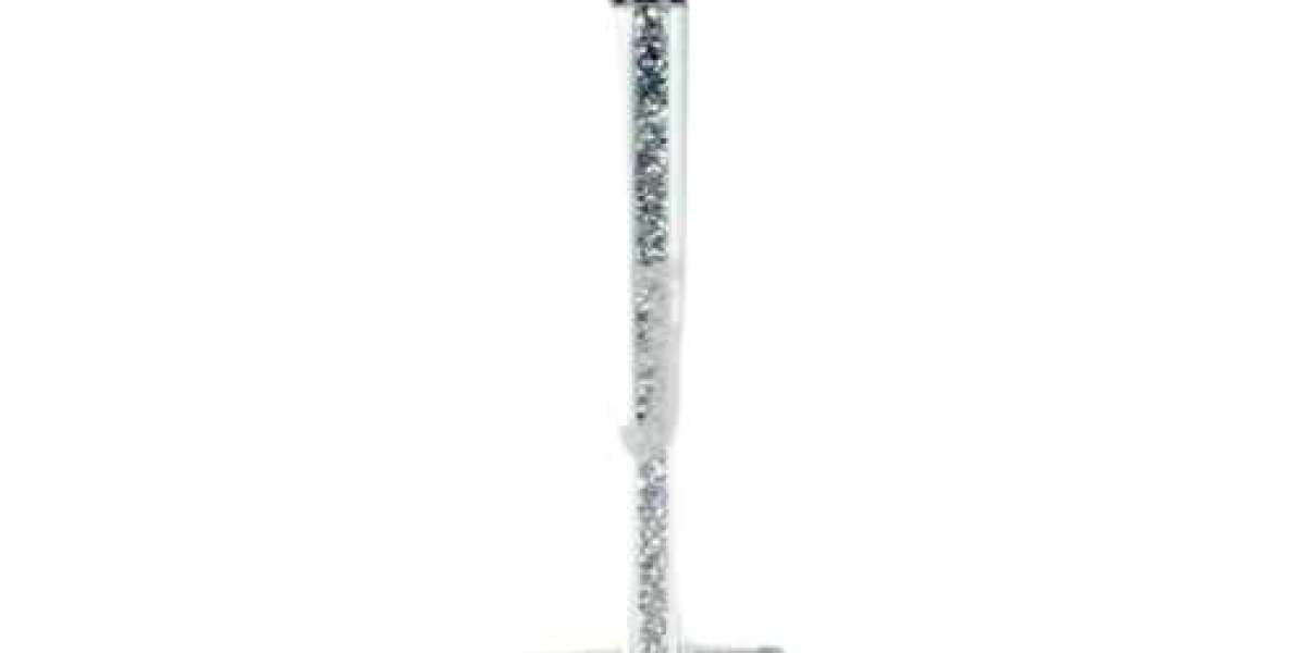 The Luxurious Elegance of the Crushed Diamond Flute Holder Silver