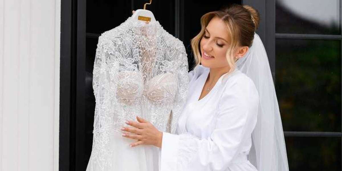 Indulge in Luxury: Find Your Dream Bridal Robe at Naughty and Nice Lingerie