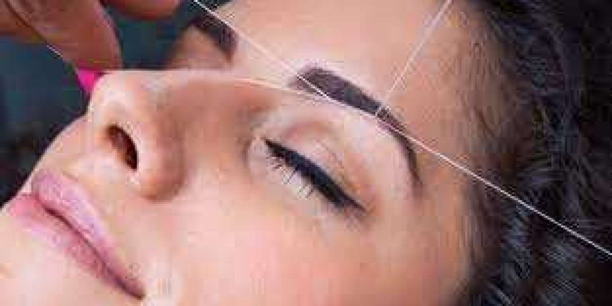 Key Considerations Before Getting Eyebrow Threading in Regents Park