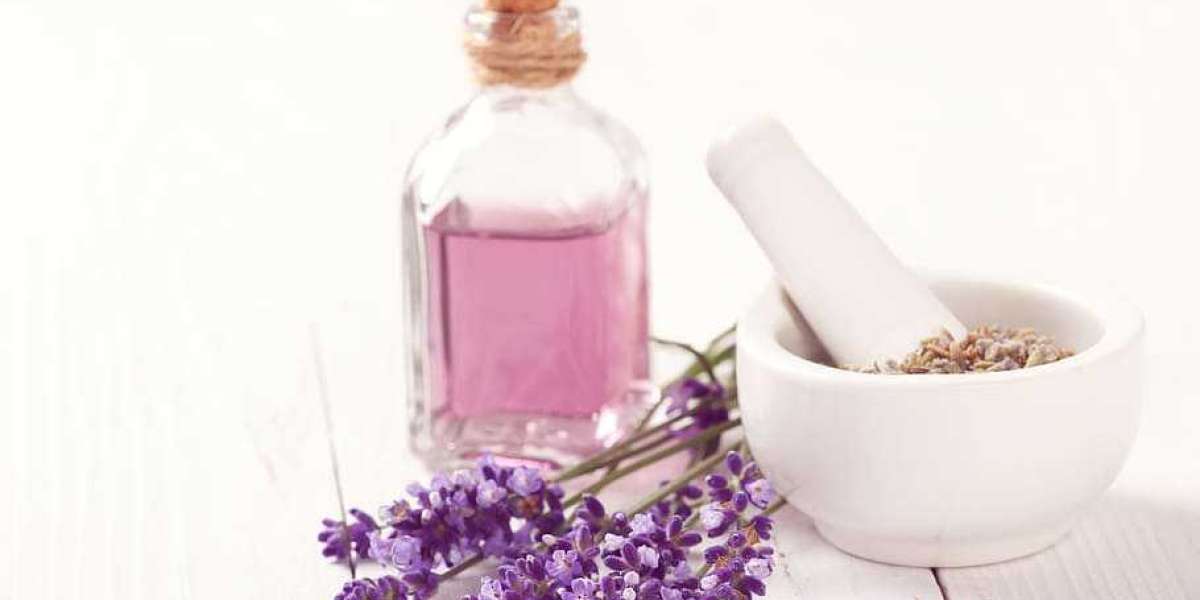 Discover the Healing Properties of Lavender Essential Oil