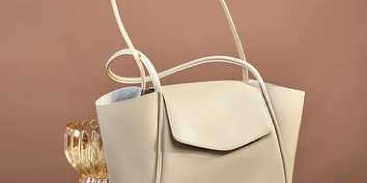 Chic Leather Bags for Women: Elevate Your Style and Functionality
