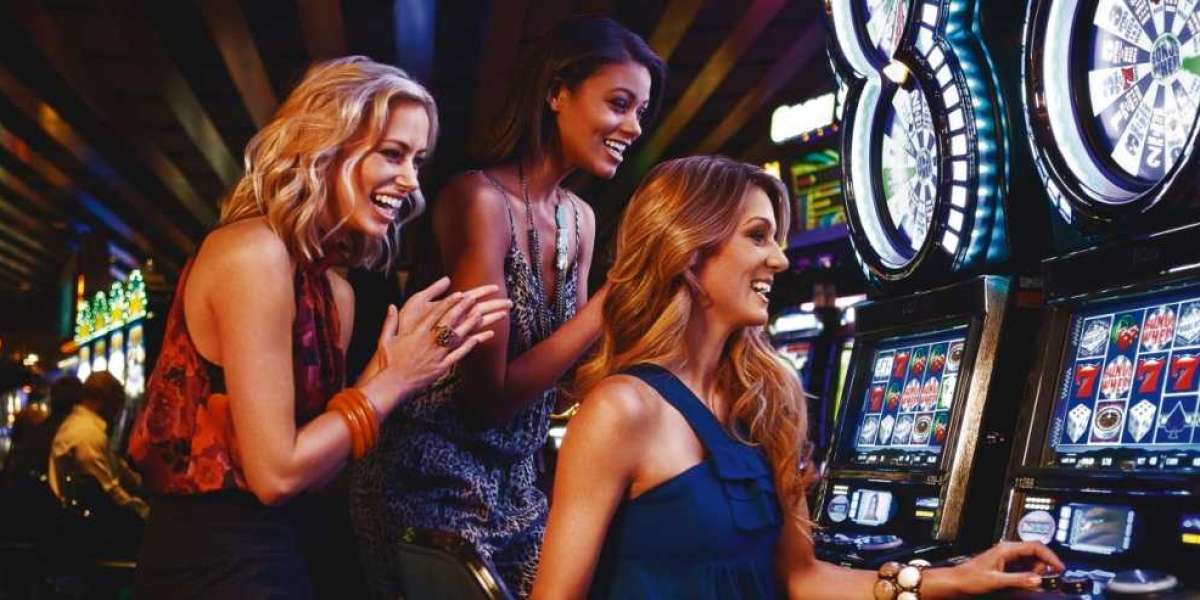 Maximize Your Luck with Slot Online-25 and Slot88-25 Spinners!