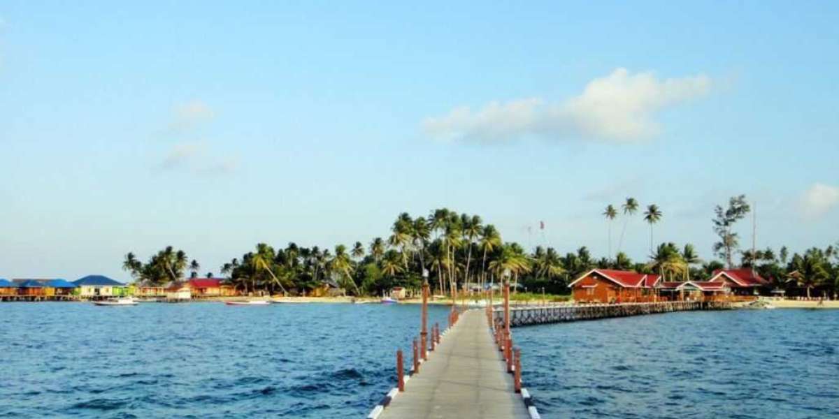 Pulau Derawan: Tempat yang Cocok untuk Menghilangkan Stres dan Bersantai