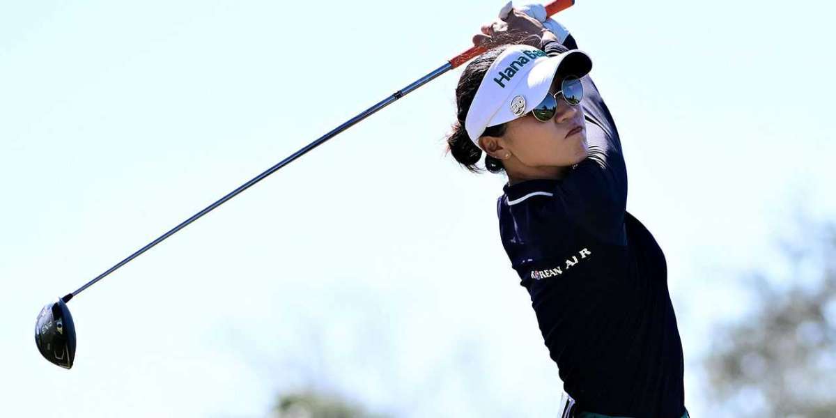 Lydia Go, 2nd place in LPGA Drive-on 3R Koda leads the way for three days in a row