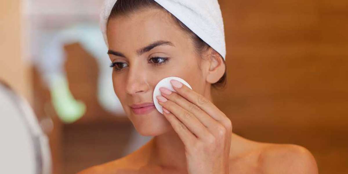 Benefits Of Using Facial Oils Regularly