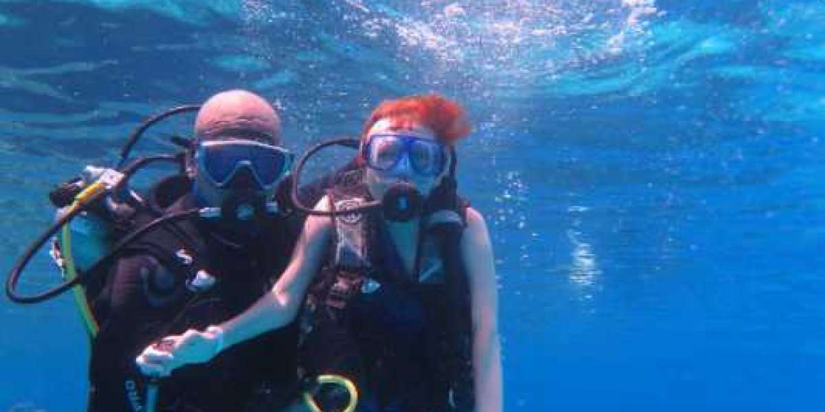 Exploring the Underwater Wonders: Diving in Hurghada