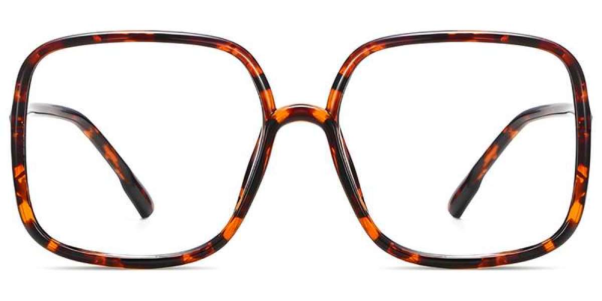 Metal Eyeglasses Give Us A More Formal Feeling