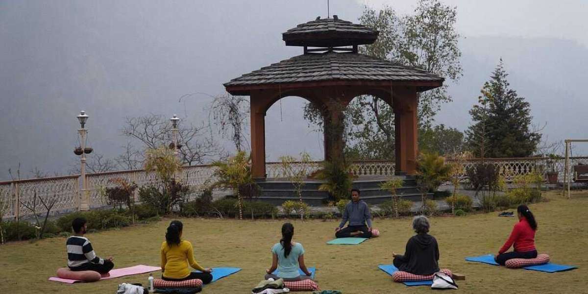 Yogpeeth Rishikesh: A Hub for Authentic Yoga and Spiritual Growth