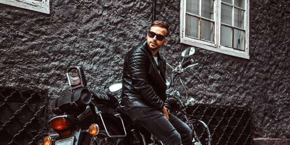 The 5 Best Materials for Motorcycle Jackets: Enhance Your Safety and Comfort