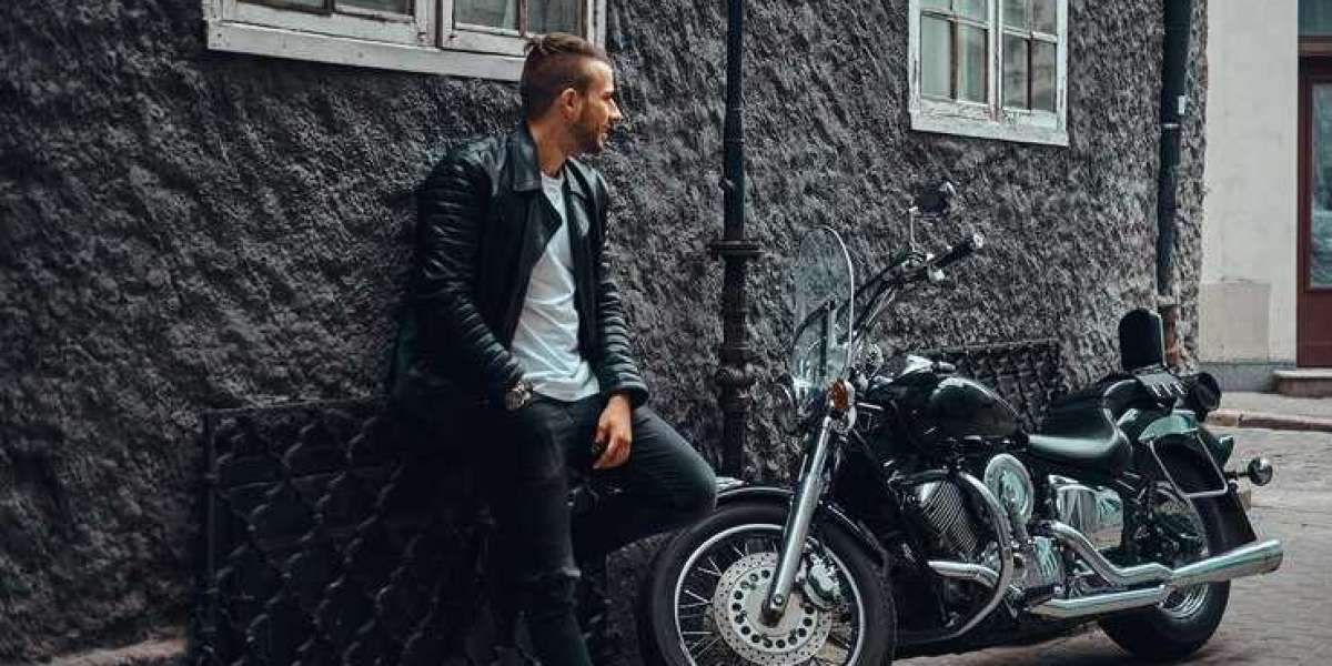 The 5 Best Materials for Motorcycle Jackets: Enhance Your Safety and Comfort