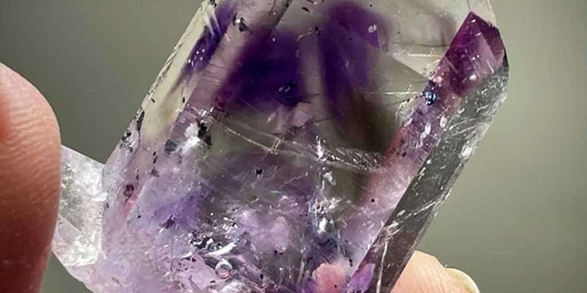 The Mystical Power of Amethyst: A Gemstone for Inner Peace