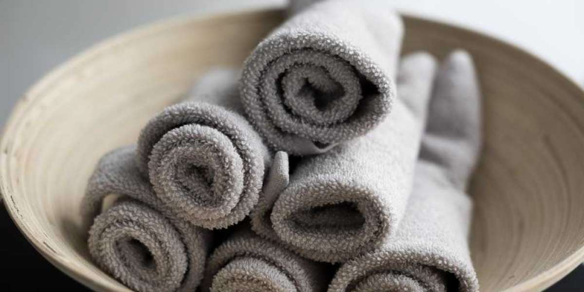 Why Compressed Towels Are Perfect for Emergency Preparedness Kits