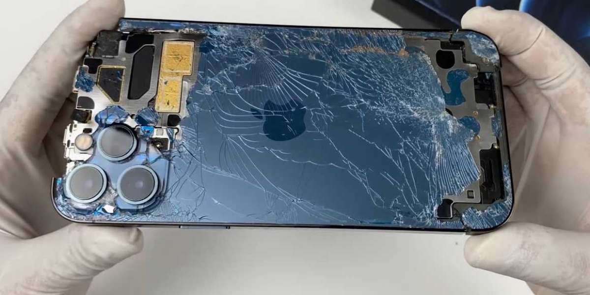 Comprehensive Guide to iPhone Repair Houston: Repairing Water-Damaged iPhones