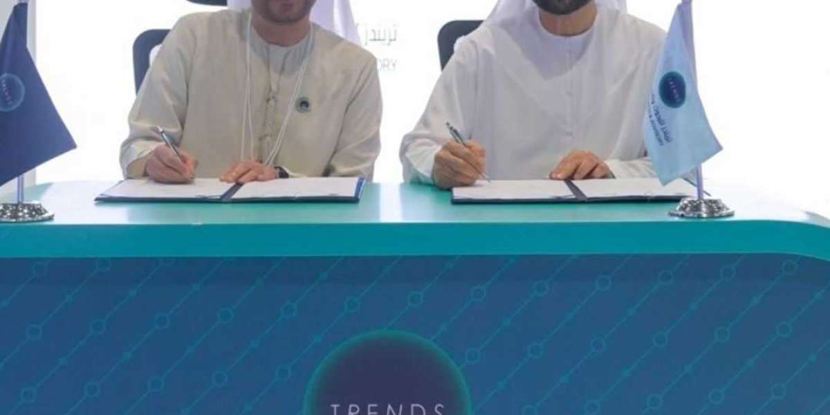 Legal Powerhouses Unite: TRENDS and Emirates Lawyers Join Forces for Innovation!