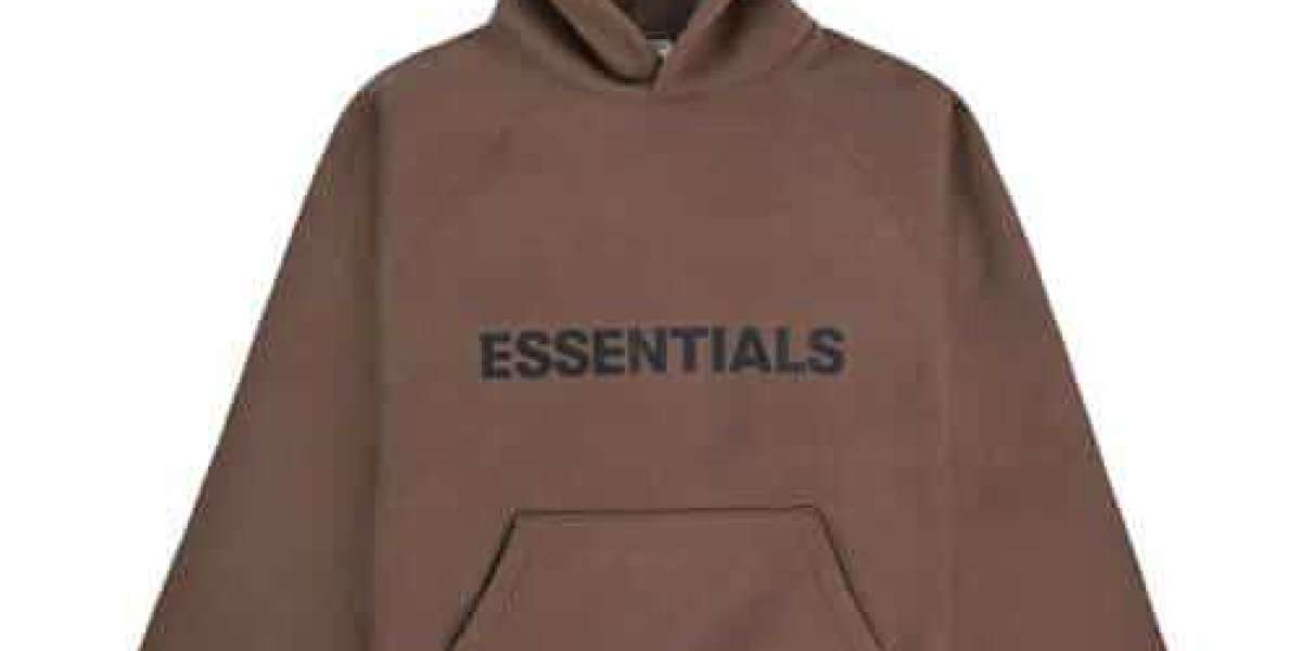 Essentials Hoodie: The Perfect Blend of Style, Comfort, and Versatility