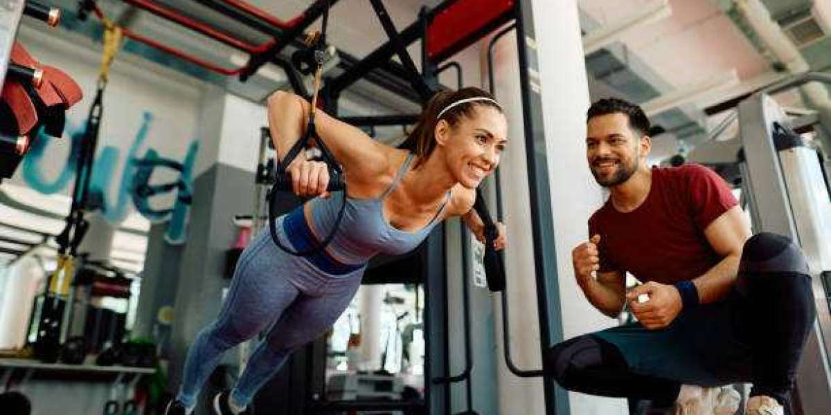 How Personal Training in Winnetka Helps You Achieve Your Goals