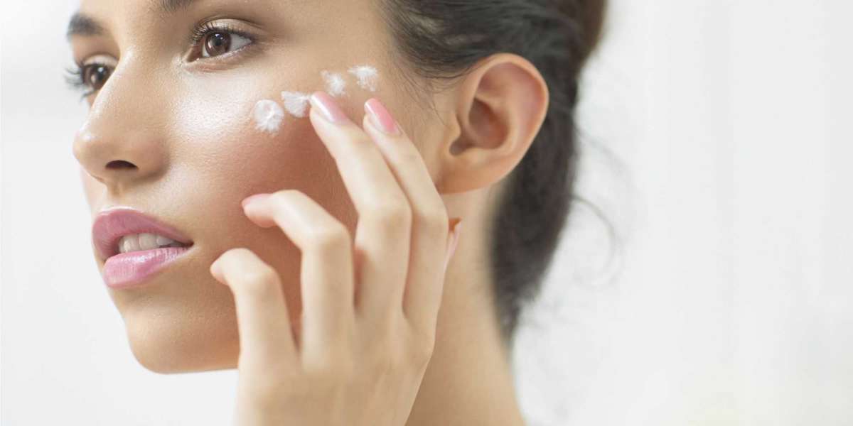 Skincare for Women: The Ultimate Guide to Radiant and Healthy Skin