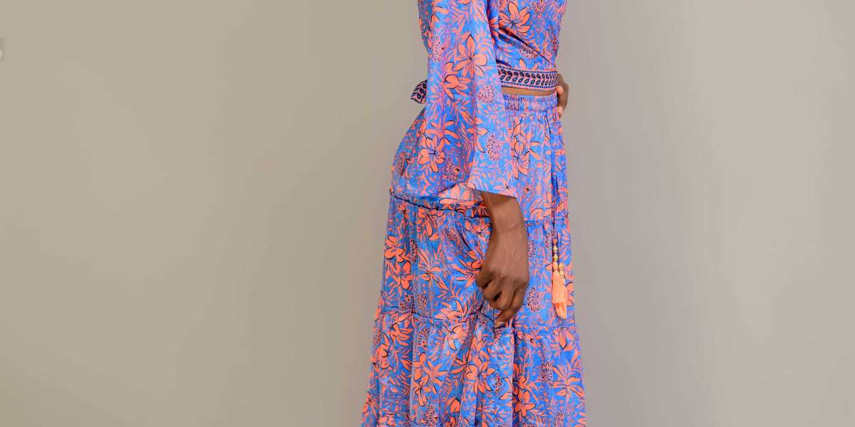 Discover Stylish Women’s Silk Dresses Online in Germany with Exclusive Designs and Offers