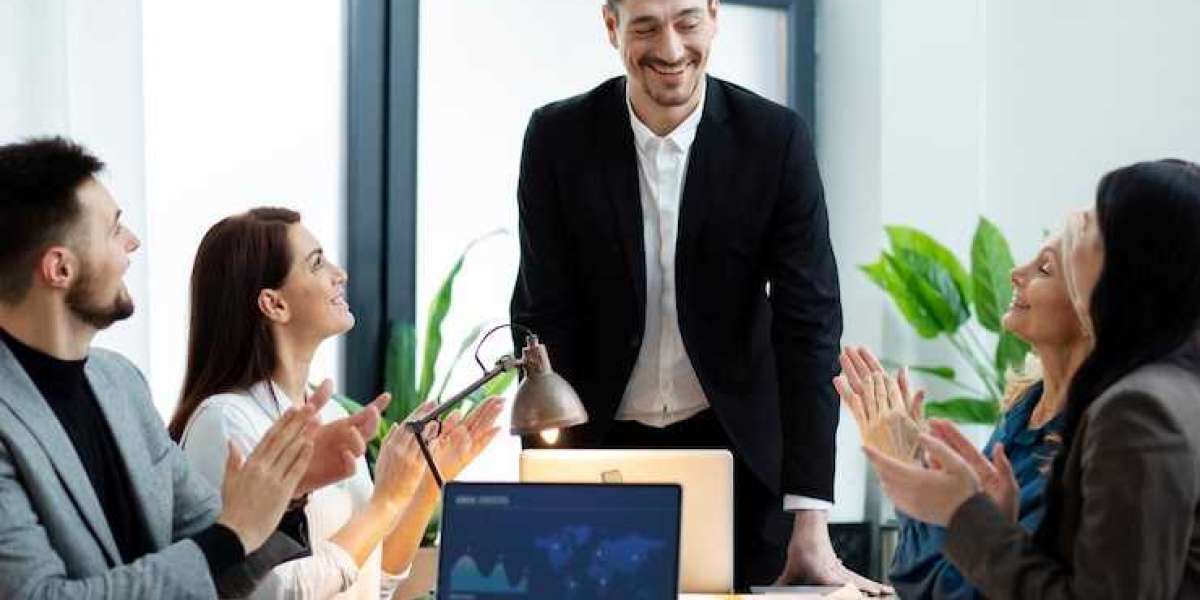 Leadership Coaching and Leadership Development Coaching: Tools for Future Leaders